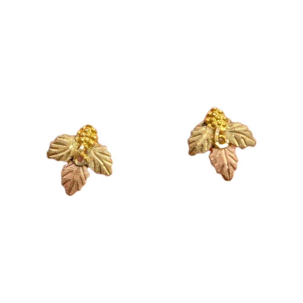 Vintage 10K Black Hills Gold Grape Leaf Stud Earrings Tri-Color Rose Green .98g